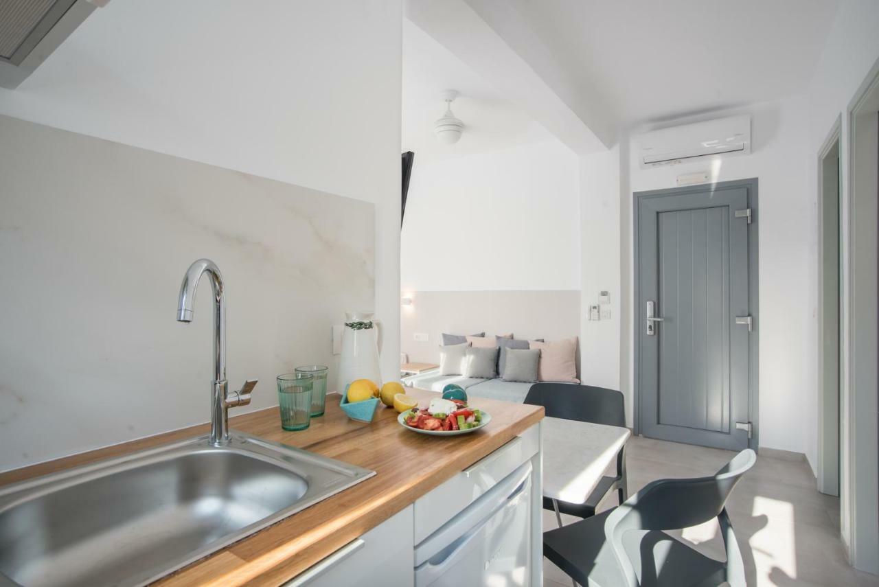 Nautilus Apartments-Suites Парікія Екстер'єр фото