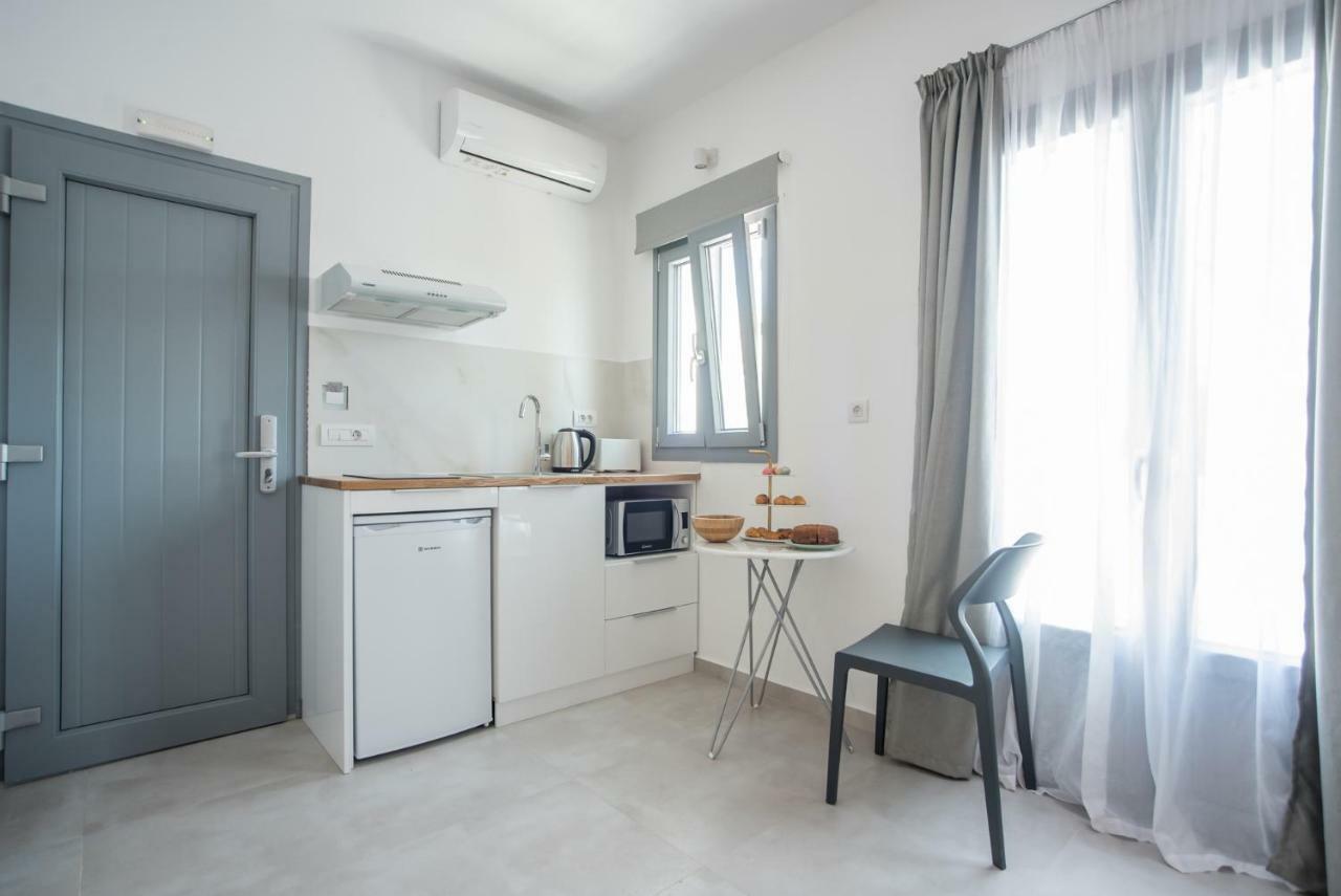 Nautilus Apartments-Suites Парікія Екстер'єр фото
